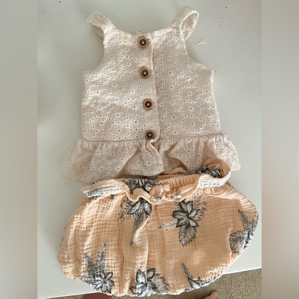 Jessica Simpson Baby Set